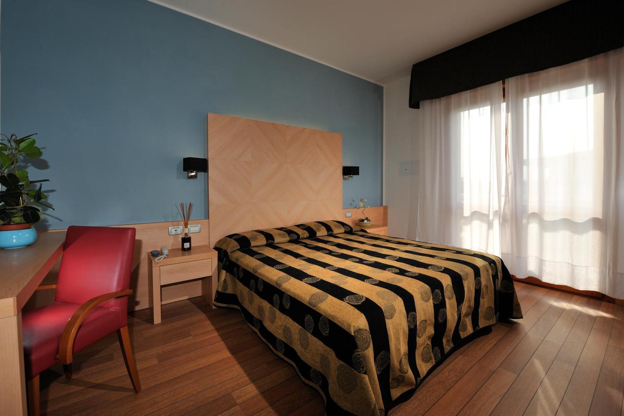 Hotel Eden Bibione Ngoại thất bức ảnh